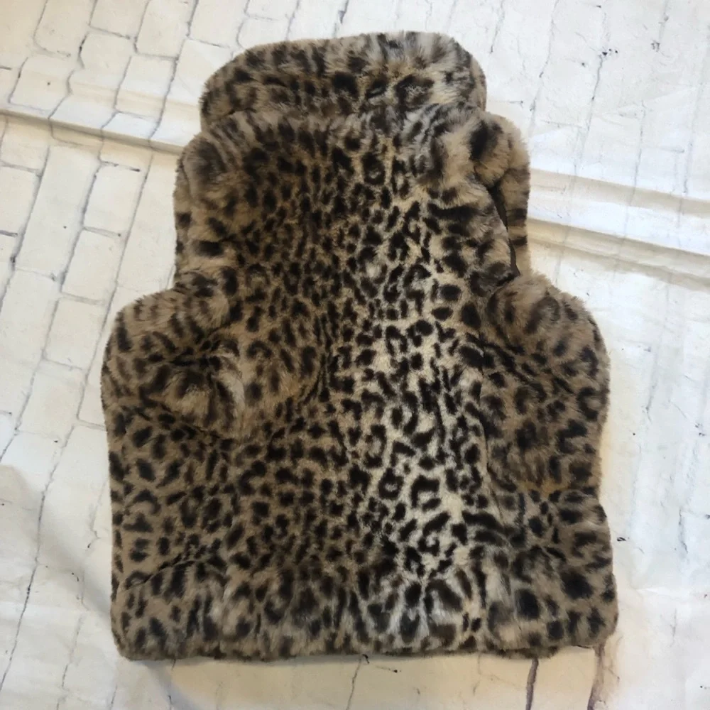Faux fur vest girls 3T C&C California leopard print